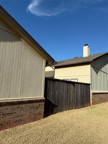 13813 Crossing Way West, Edmond, OK 73013