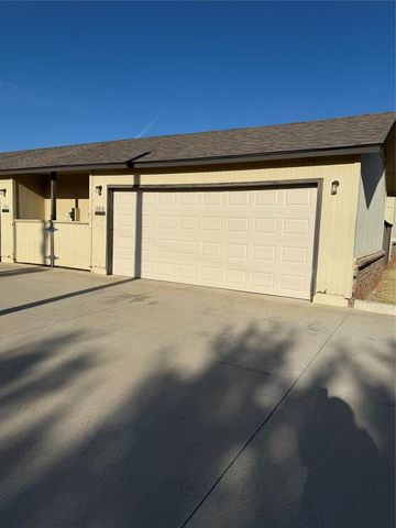 13813 Crossing Way West, Edmond, OK 73013