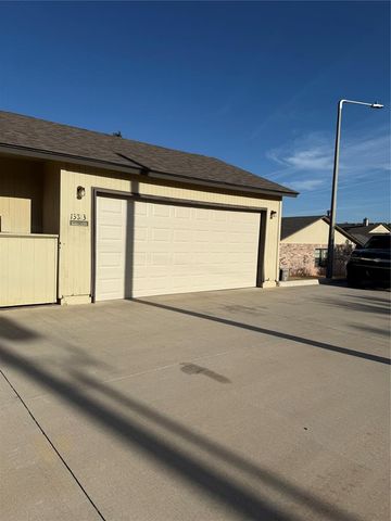 13813 Crossing Way West, Edmond, OK 73013