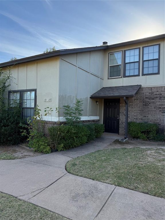 13813 Crossing Way West, Edmond, OK 73013