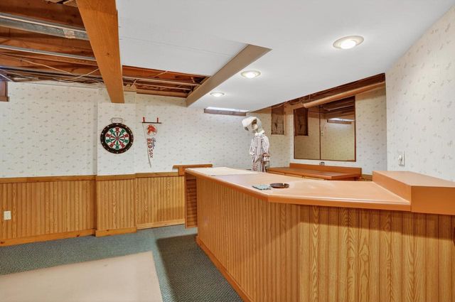 517 Cambridge AVENUE, Waukesha, WI 53188
