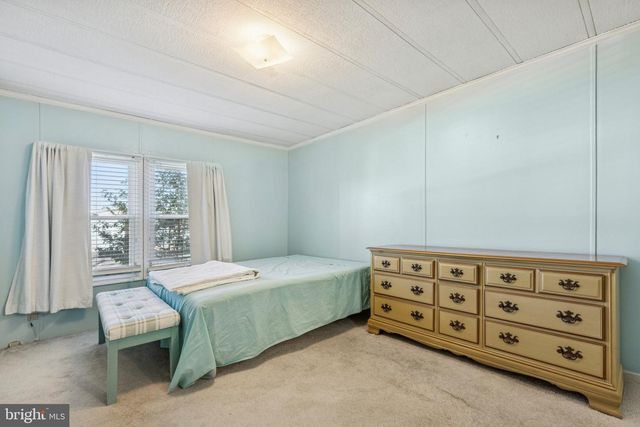 674 BOXWOOD TER, North Wales, PA 19454