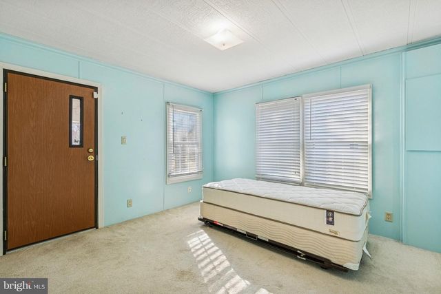 674 BOXWOOD TER, North Wales, PA 19454