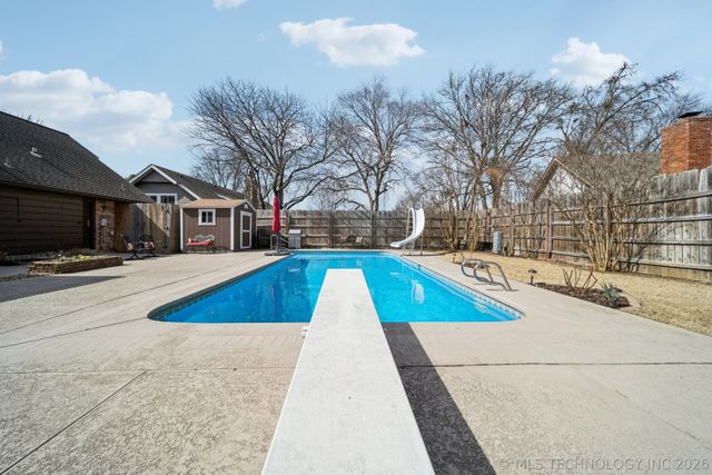 7021 E 67th Street, Tulsa, OK 74133