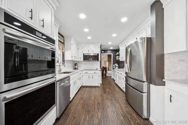 7021 E 67th Street, Tulsa, OK 74133