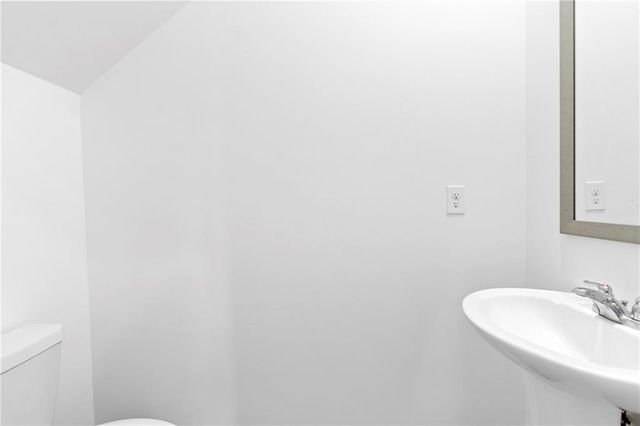 828 Evergreen Road, Winder, GA 30680