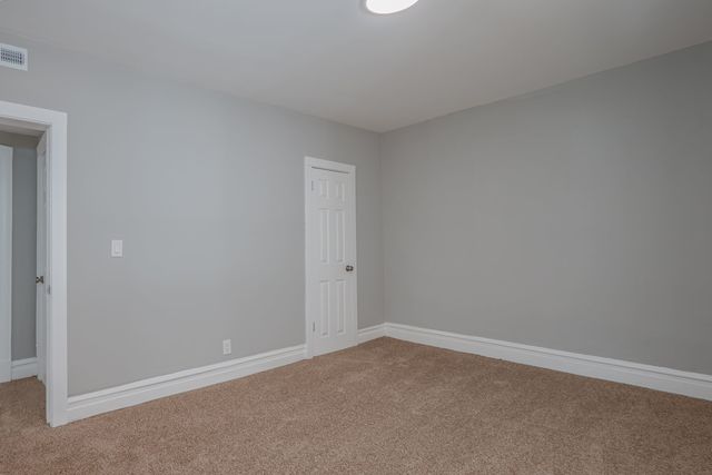 7952 S Elizabeth Street, Chicago, IL 60620
