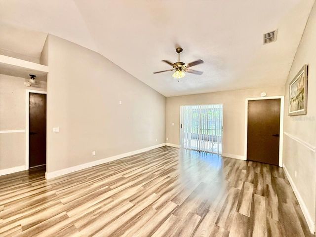 8711 BUSCH OAKS STREET, Tampa, FL 33617