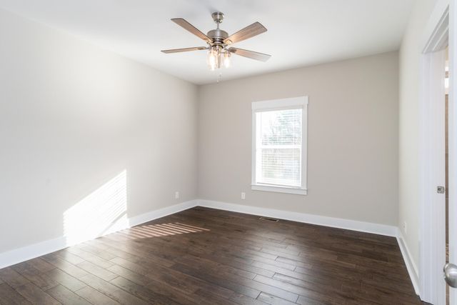 1112 SW Phillips Street, SW, Cleveland, TN 37311