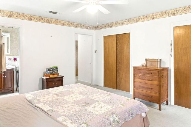 102 Rosewood Drive, Crockett, TX 75835