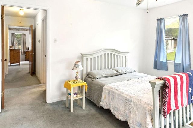 102 Rosewood Drive, Crockett, TX 75835