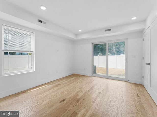 521 N 2ND ST, Camden, NJ 08102