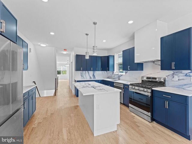 521 N 2ND ST, Camden, NJ 08102