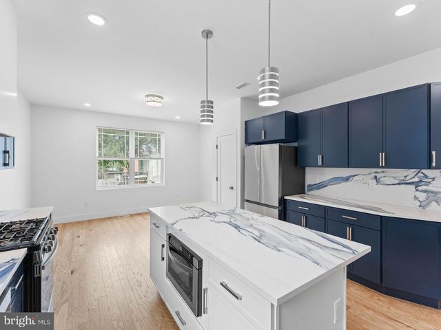 521 N 2ND ST, Camden, NJ 08102