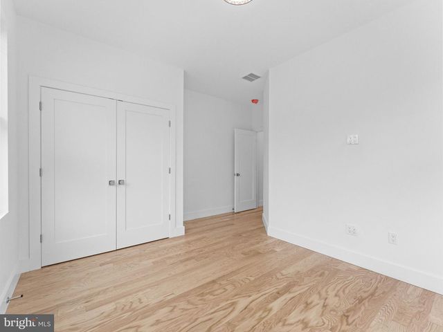521 N 2ND ST, Camden, NJ 08102