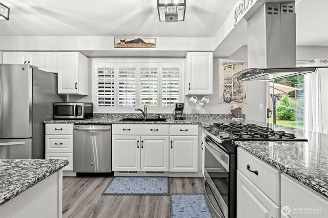 20506 108th Street Ct E, Bonney Lake, WA 98391