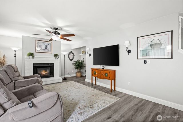 20506 108th Street Ct E, Bonney Lake, WA 98391
