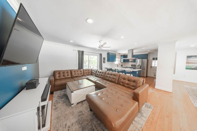 1836 Saint Julian Drive, Charleston, SC 29407