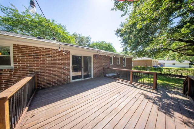 1836 Saint Julian Drive, Charleston, SC 29407