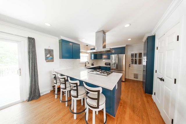 1836 Saint Julian Drive, Charleston, SC 29407