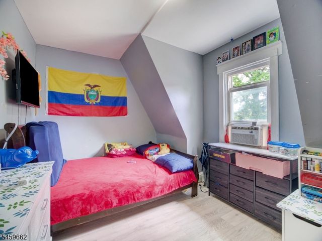 18 Shanley Ave, Newark City, NJ 07108