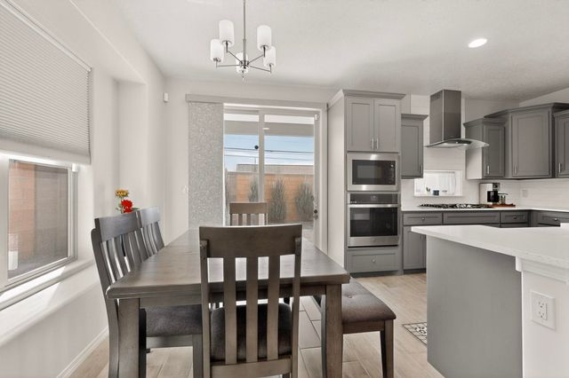 8764 Sevano Circle NE, Albuquerque, NM 87113