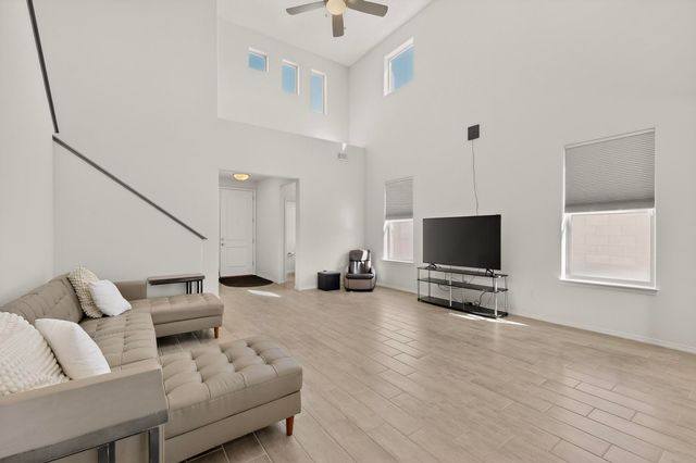 8764 Sevano Circle NE, Albuquerque, NM 87113