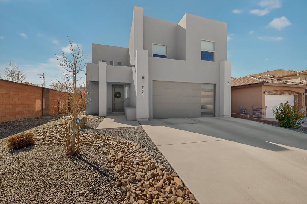 8764 Sevano Circle NE, Albuquerque, NM 87113