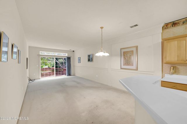 2 Silverside Road, Lakewood, NJ 08701