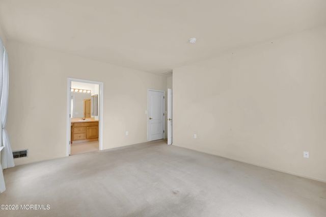 2 Silverside Road, Lakewood, NJ 08701