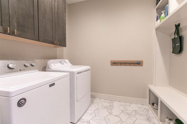 209 Dalton CIR, Horseshoe Bay, TX 78657