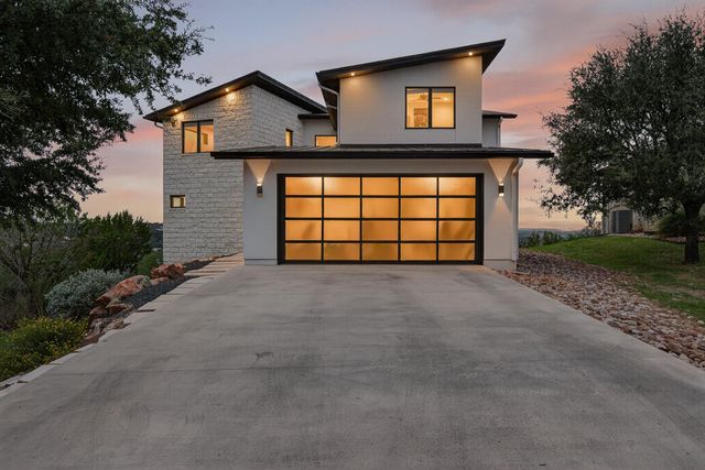 209 Dalton CIR, Horseshoe Bay, TX 78657