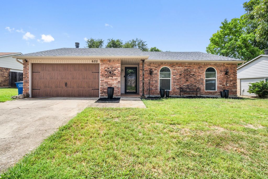 622 Roaming Road Drive, Allen, TX 75002