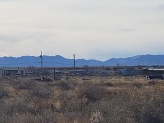 75 Espejo, Mcintosh, NM 87032