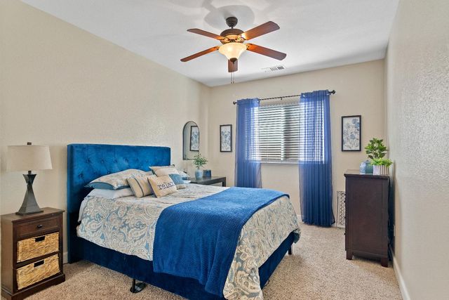 2090 Vista Del Lago Dr, Valley Springs, CA 95252