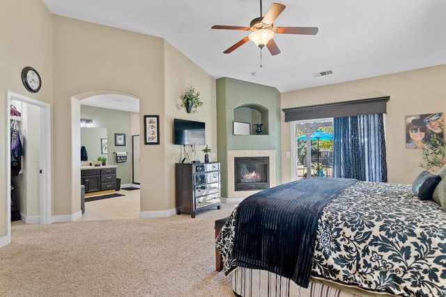 2090 Vista Del Lago Dr, Valley Springs, CA 95252