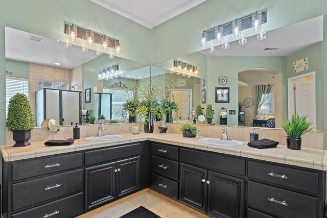 2090 Vista Del Lago Dr, Valley Springs, CA 95252