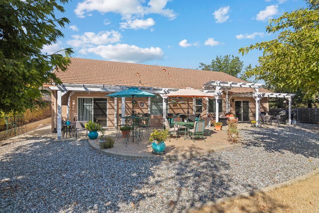 2090 Vista Del Lago Dr, Valley Springs, CA 95252