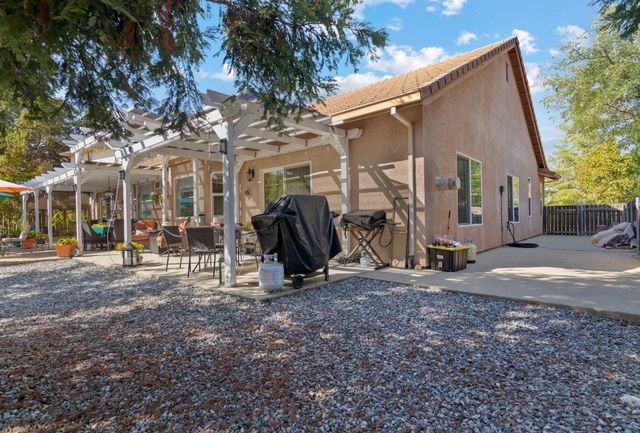 2090 Vista Del Lago Dr, Valley Springs, CA 95252