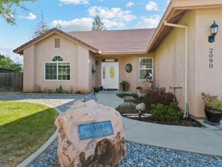 2090 Vista Del Lago Dr, Valley Springs, CA 95252