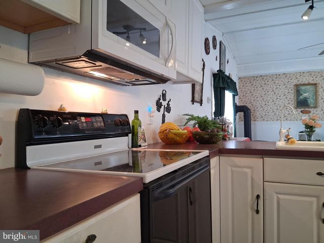 17 STONY RUN VLG, Denver, PA 17517