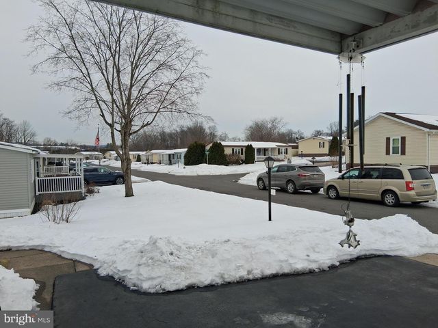 17 STONY RUN VLG, Denver, PA 17517