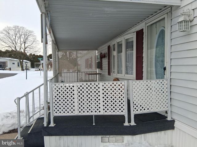 17 STONY RUN VLG, Denver, PA 17517