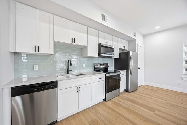 7625 De Priest Street A, Houston, TX 77088