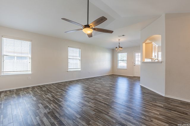 7623 BISMARCK LK, Converse, TX 78109