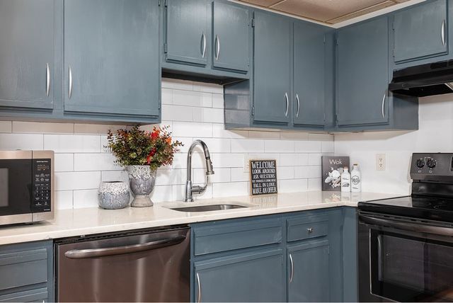 111 Foster 416, Peabody, MA 01960