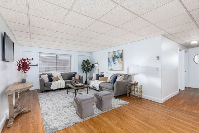 111 Foster 416, Peabody, MA 01960