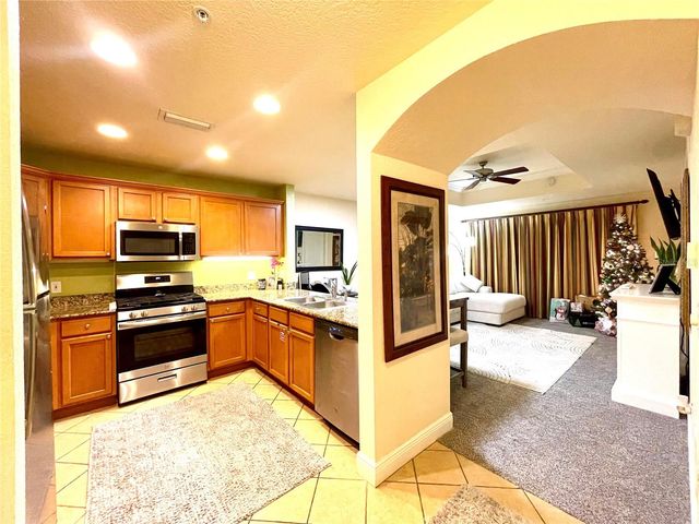 1310 SEVEN EAGLES COURT 201, Reunion, FL 34747