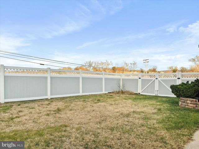 716 LARGO DR, Hagerstown, MD 21740