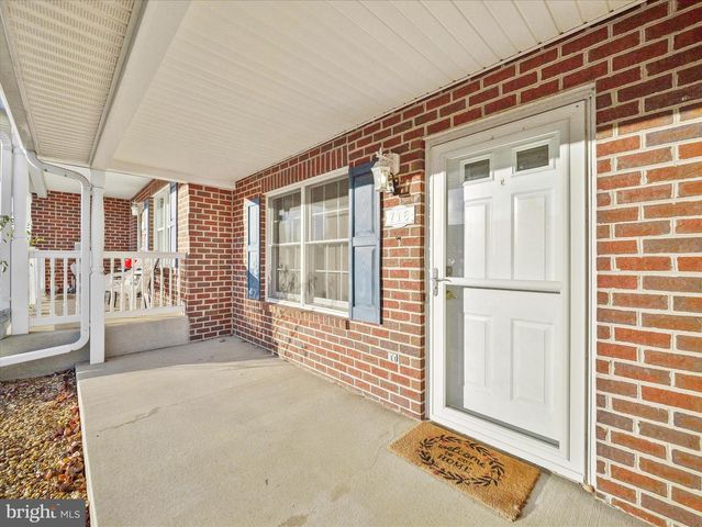 716 LARGO DR, Hagerstown, MD 21740